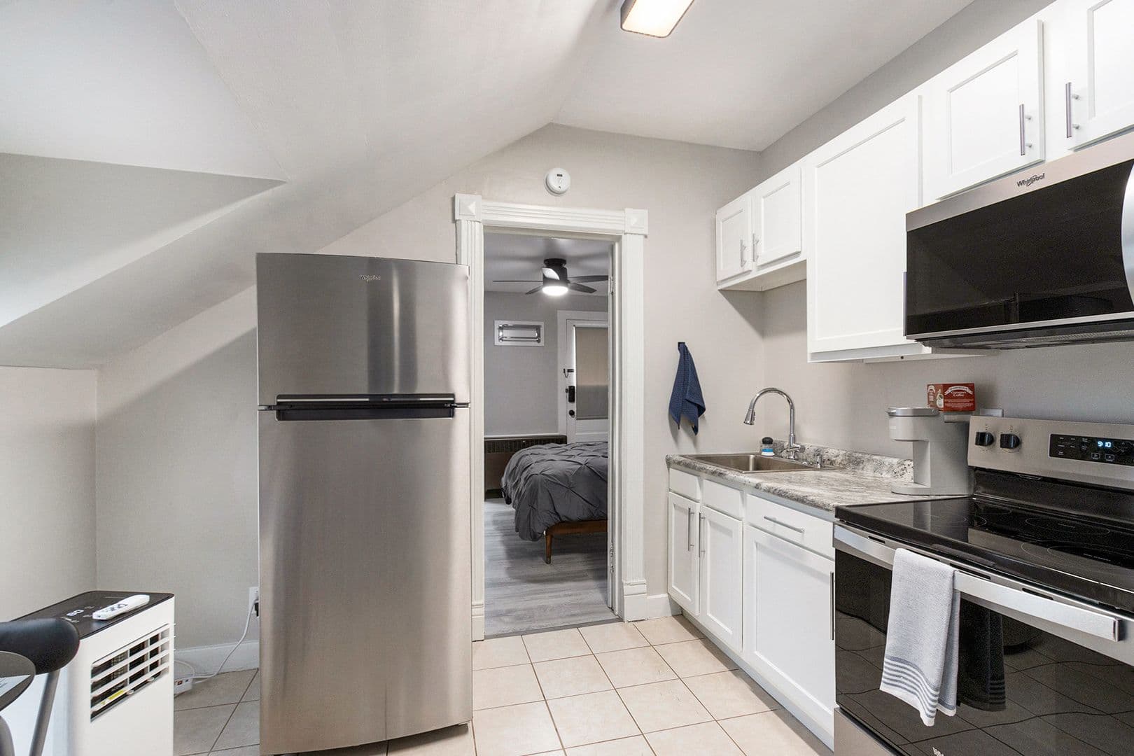 Kalamazoo Apartment: 728 W Lovell St - #4