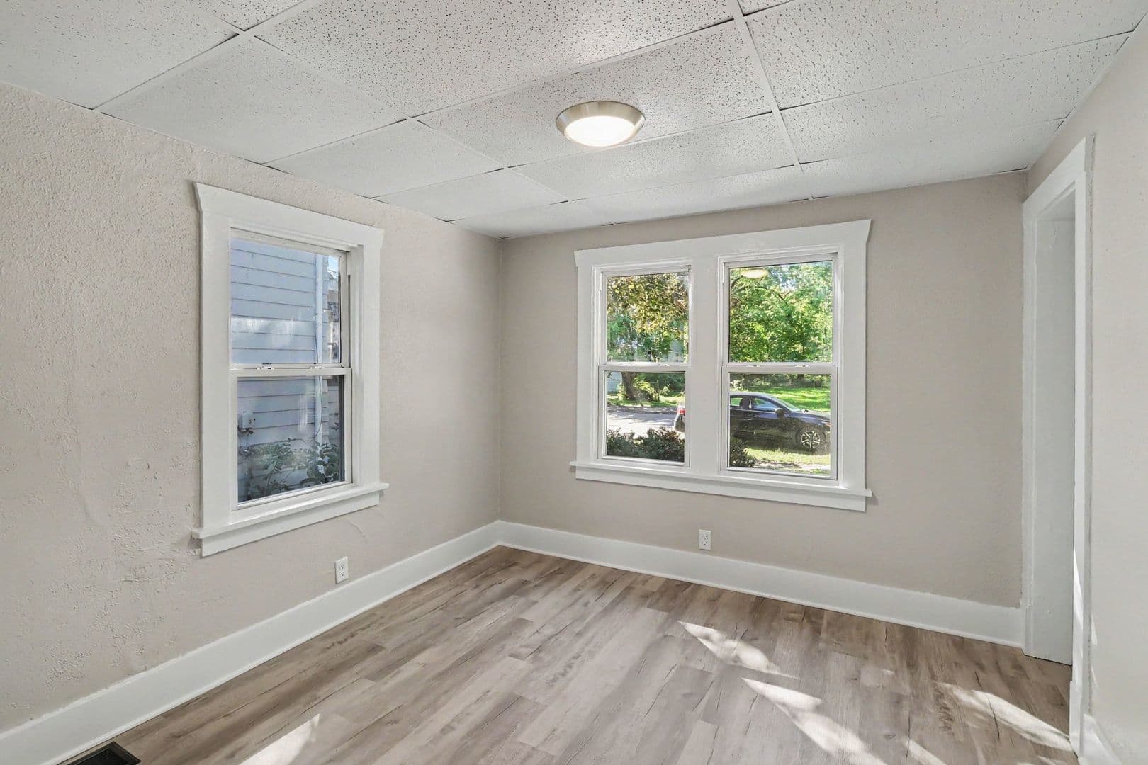 Kalamazoo House: 702 Fenimore Ave
