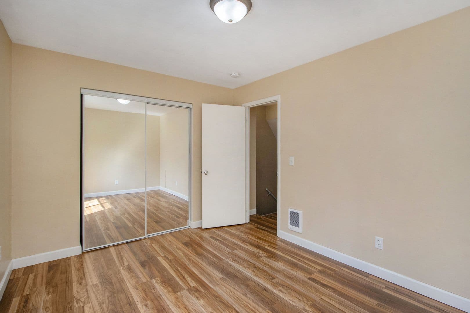 Kalamazoo Apartment: 444 Garland Street