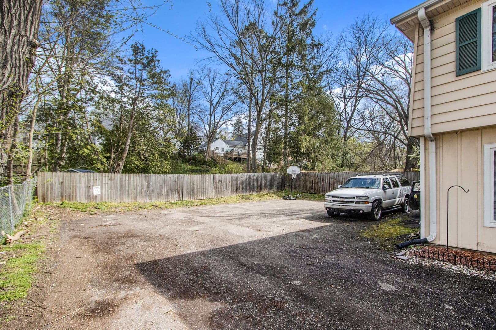 Kalamazoo Apartment: 444 Garland Street