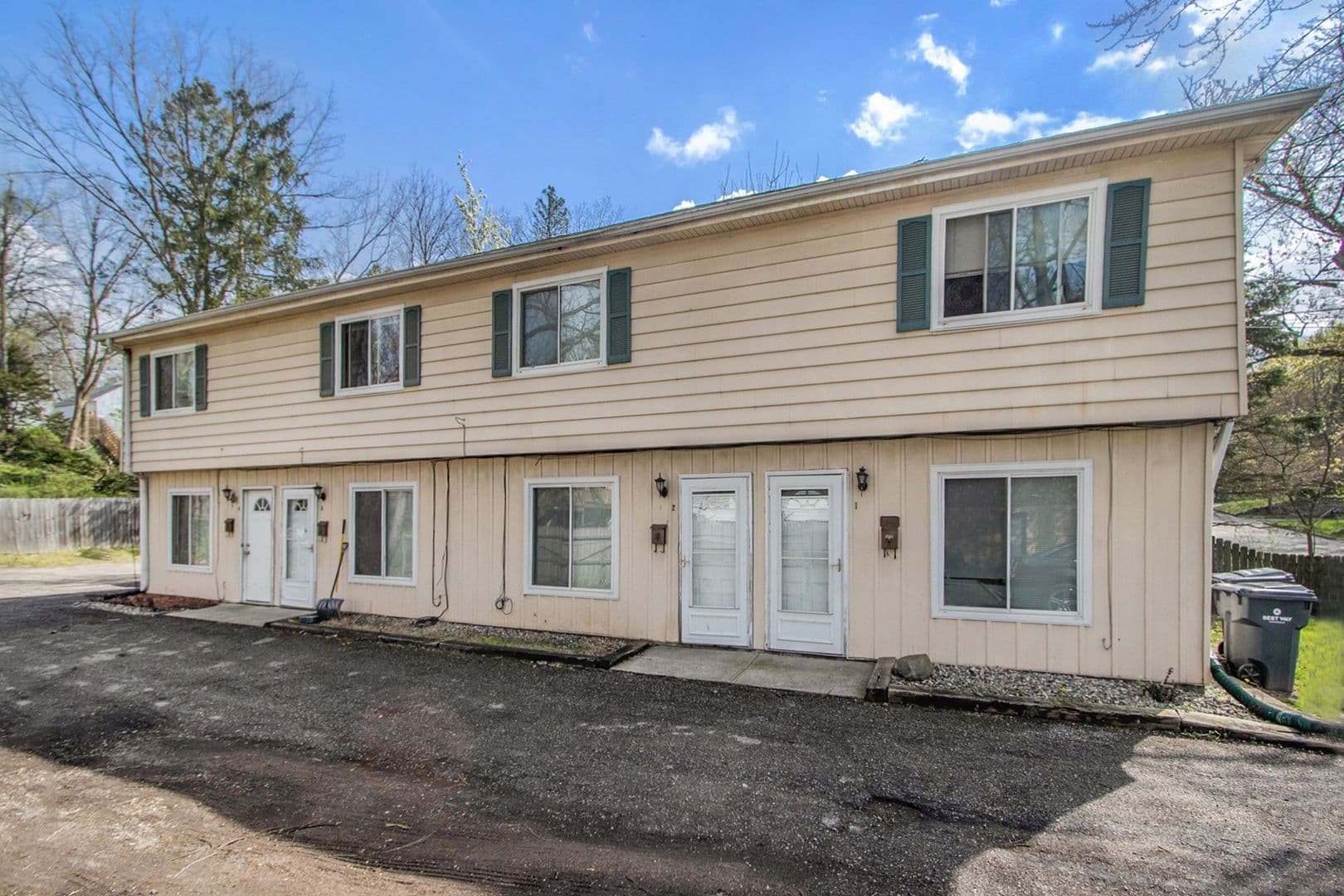 Kalamazoo Apartment: 444 Garland Street