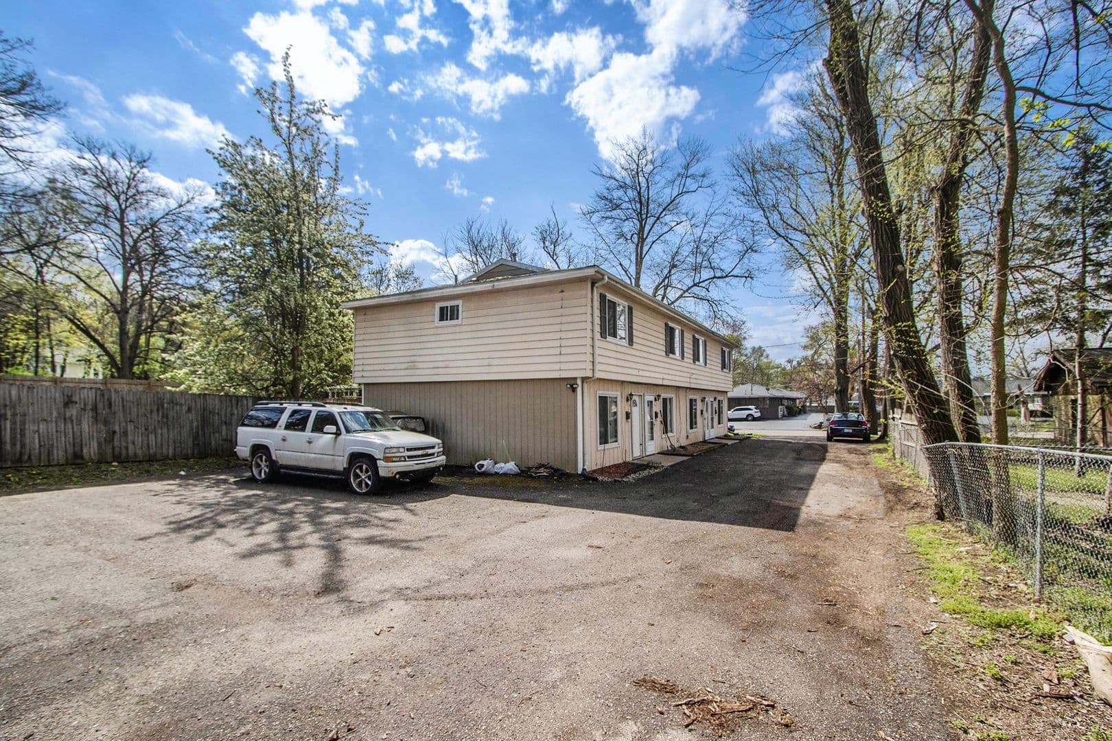 Kalamazoo Apartment: 444 Garland Street