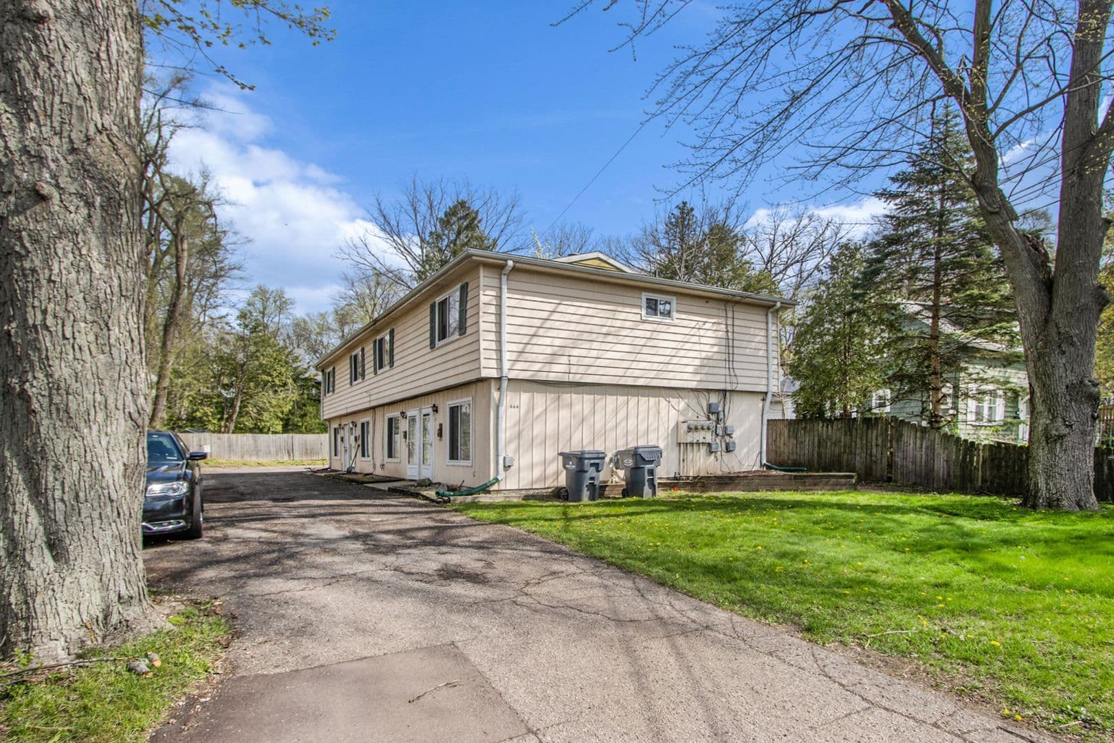 Kalamazoo Apartment: 444 Garland Street