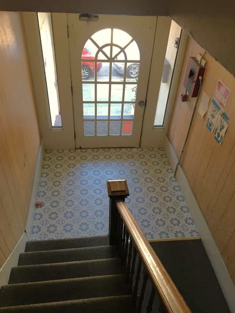 Berkeley Apartment: 2320 Haste St. Apt 1