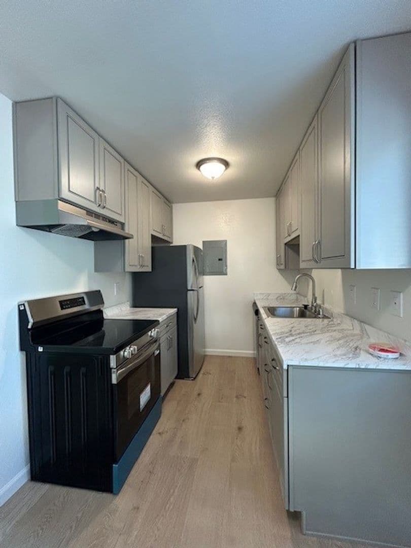 El Cerrito Apartment: 3419 Carlson Blvd.