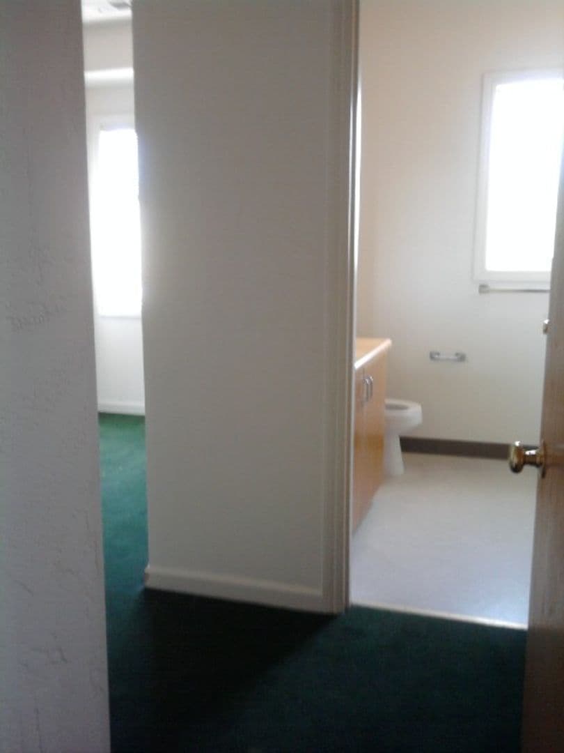 Berkeley Apartment: 2185 Dwight Way, Apt 3