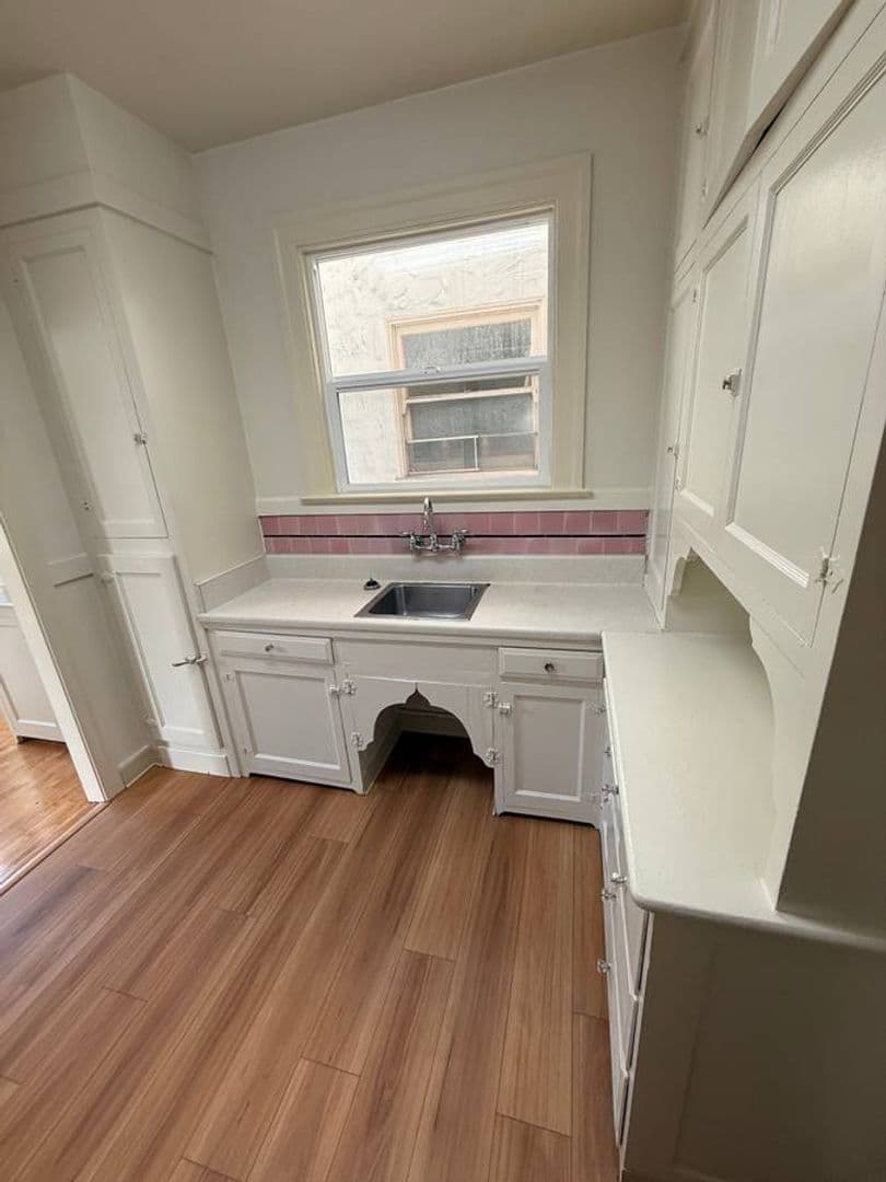Berkeley Apartment: 2533 Durant Ave. Apt 23