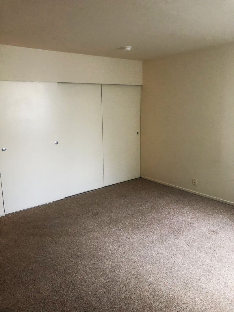 Berkeley Apartment: 1550 Walnut St Apt 01