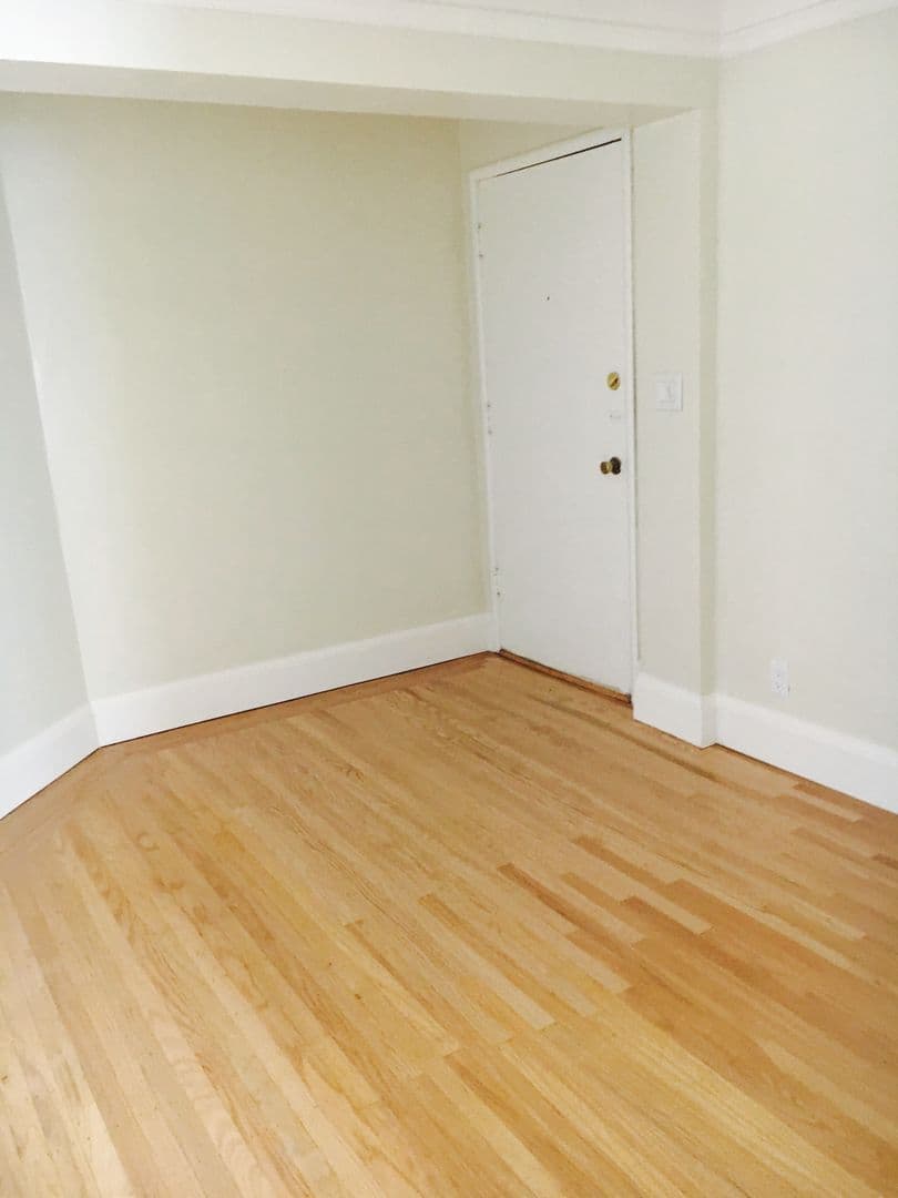 Berkeley Apartment: 2109 Cedar Street Apt B