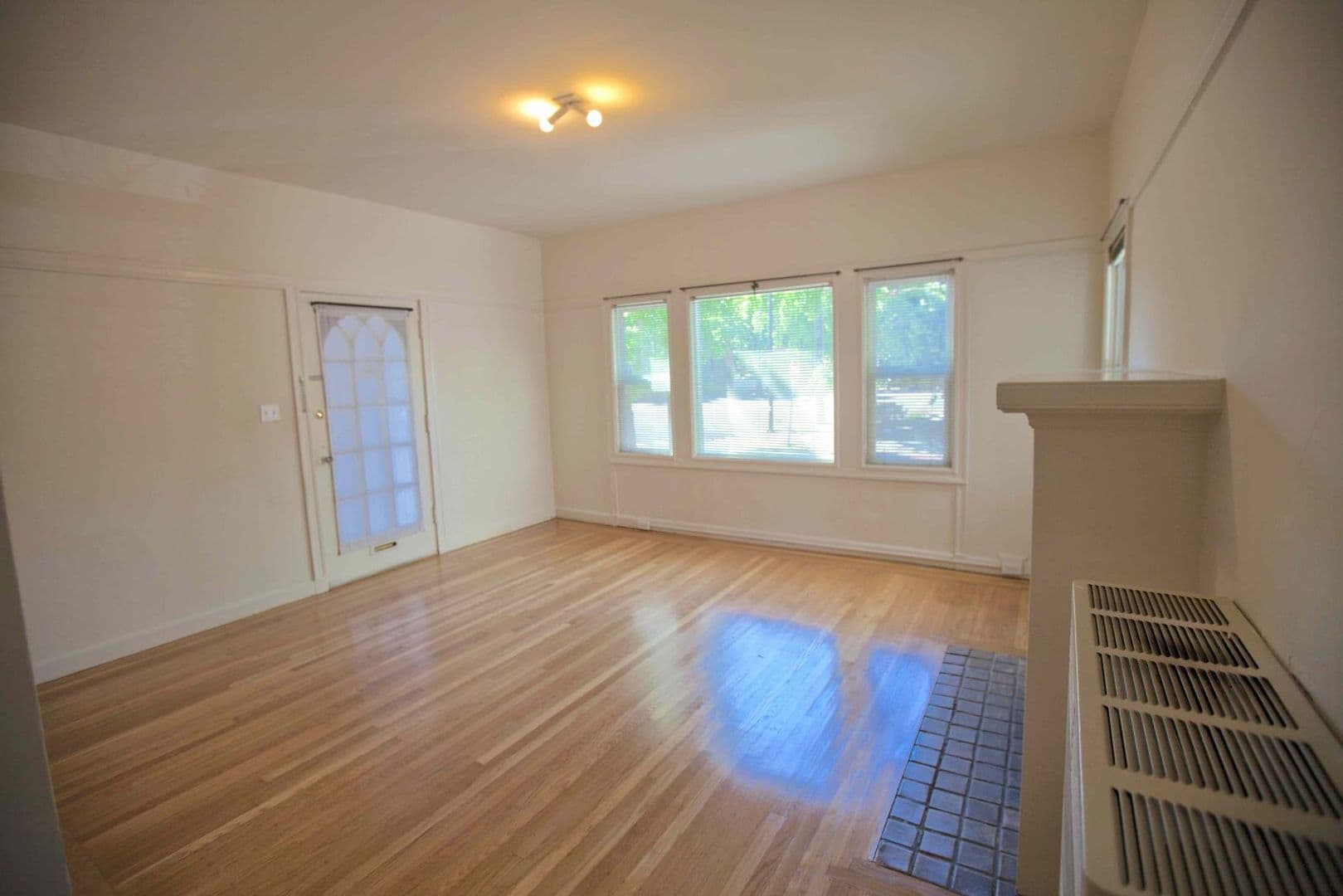 Berkeley Apartment: 2339 Prince St.