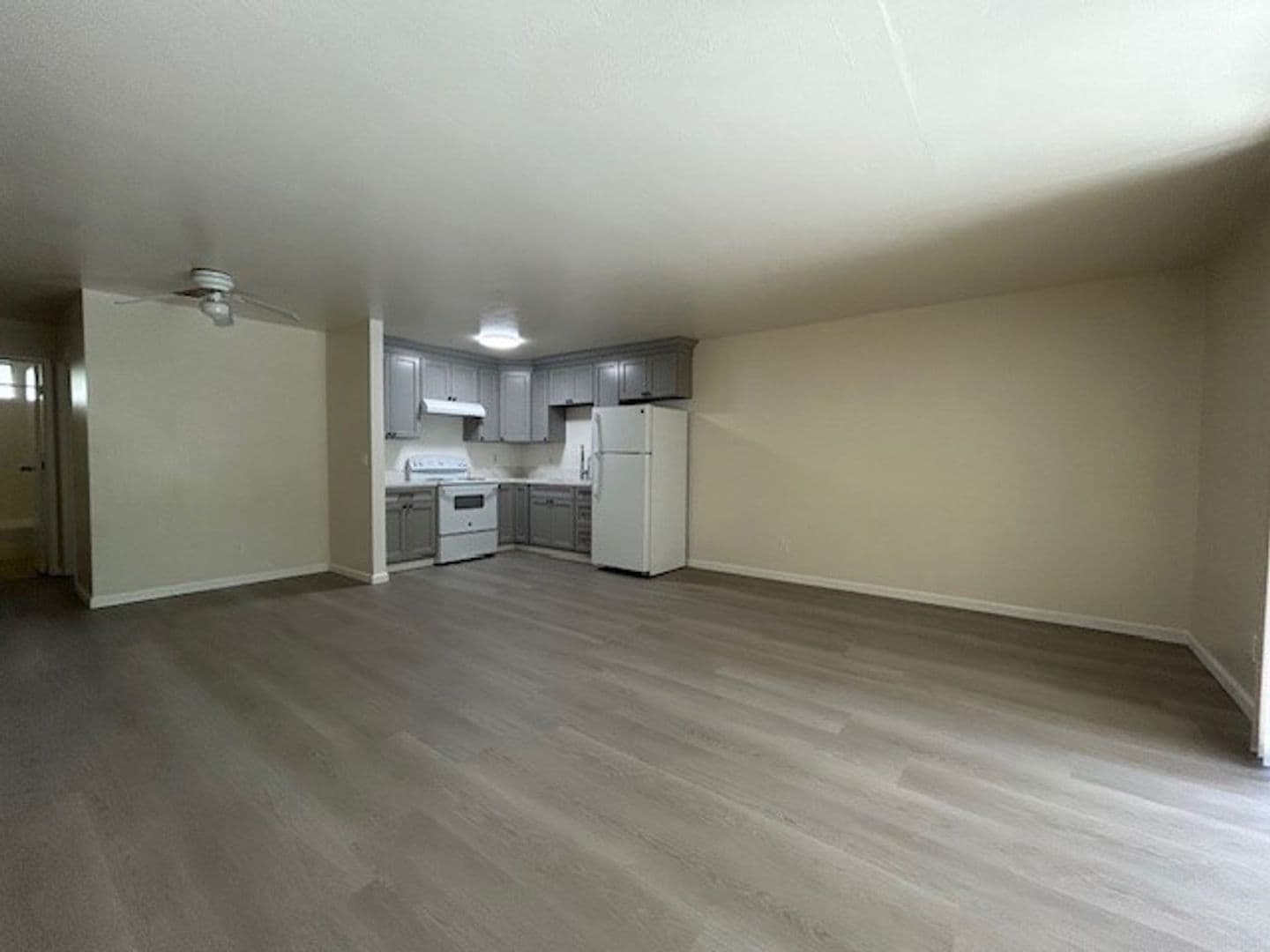 Richmond Apartment: 117 Tewksbury Ave., #06