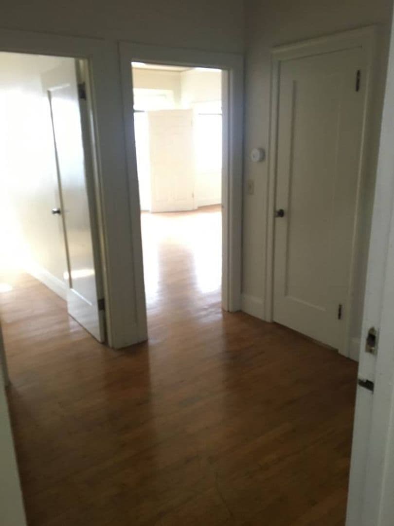 Berkeley Apartment: 2533 Durant Ave. Apt 4