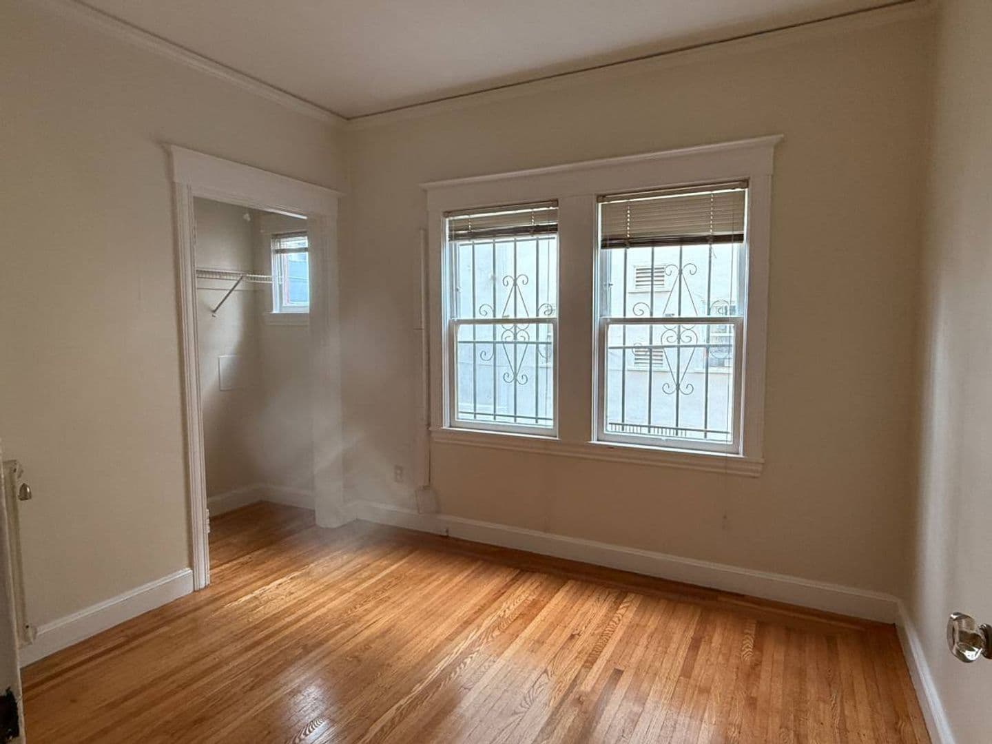Berkeley Apartment: 2320 Haste St. Apt 1