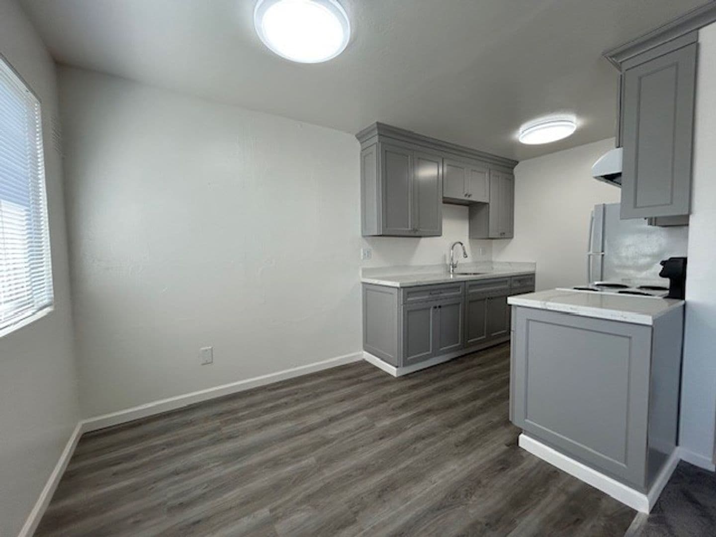 Alameda Apartment: 2236 Lincoln Ave K