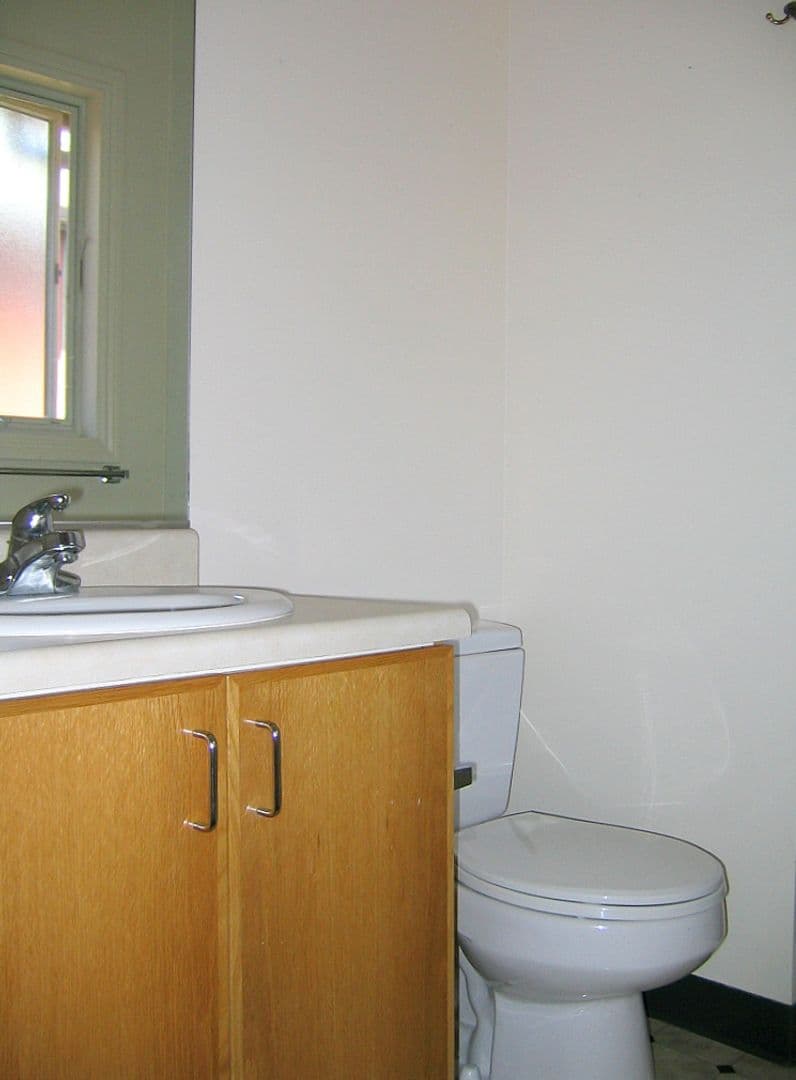 Berkeley Apartment: 2175 Dwight Way, Apt 1