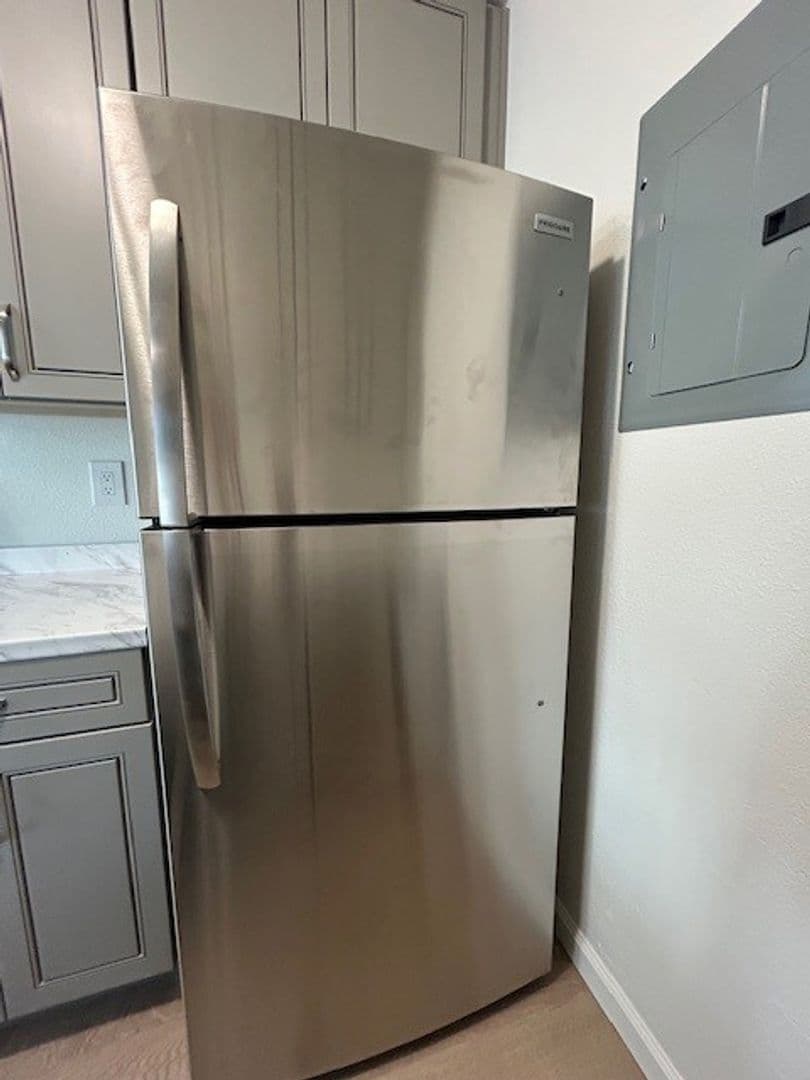 El Cerrito Apartment: 3419 Carlson Blvd.