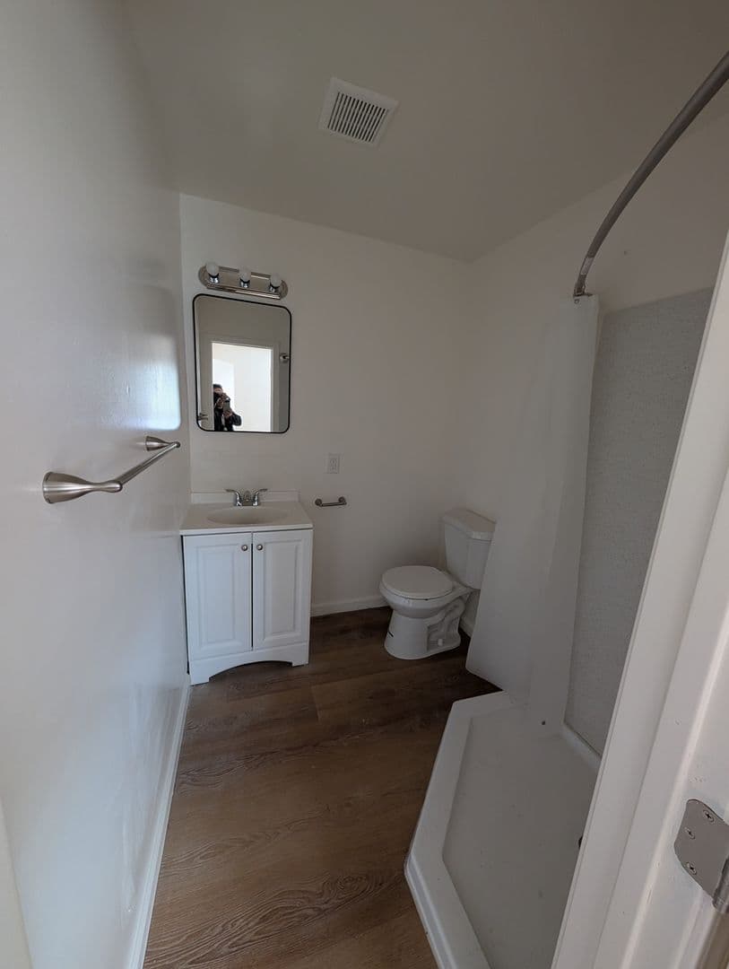 Berkeley Apartment: 1213 San Pablo Ave  #201