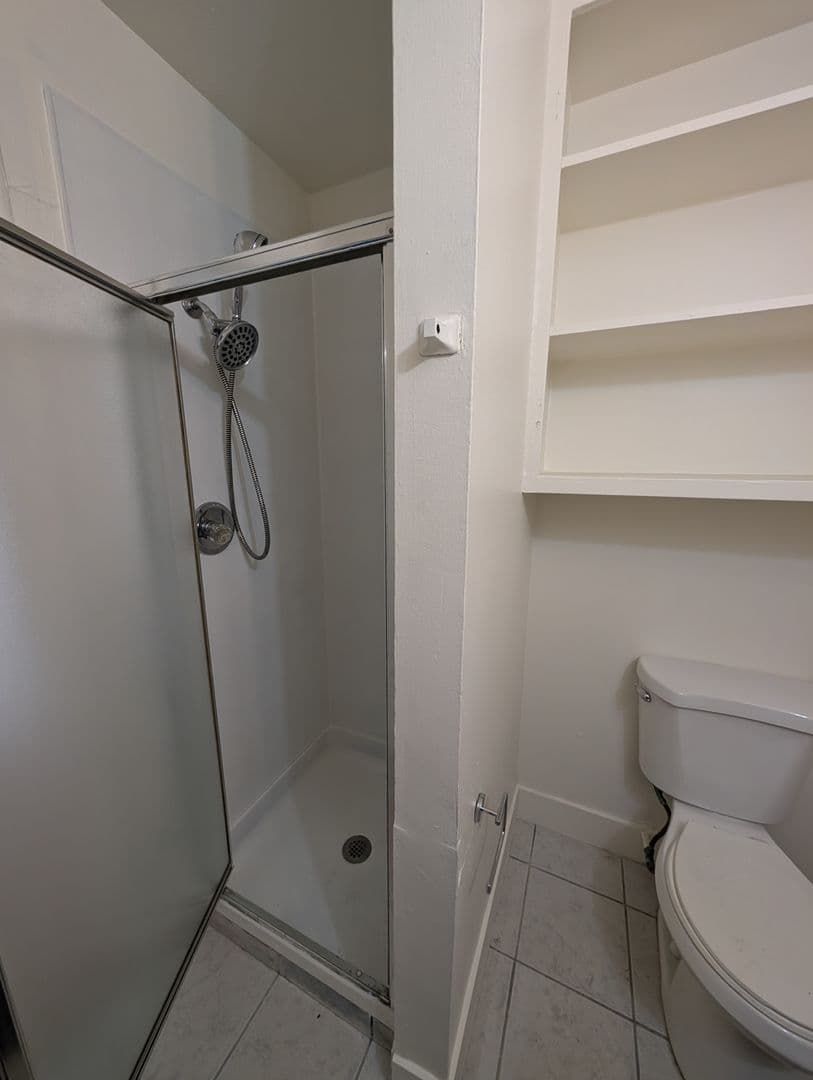 Berkeley Apartment: 1213 San Pablo Ave  206