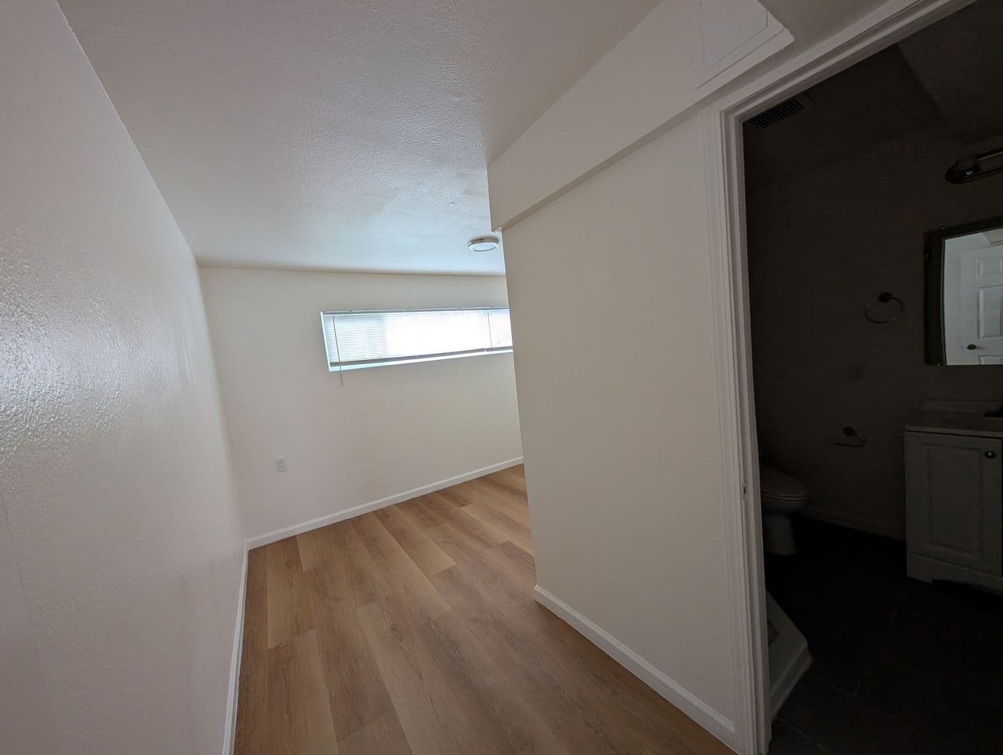 Berkeley Apartment: 1213 San Pablo Ave  #104