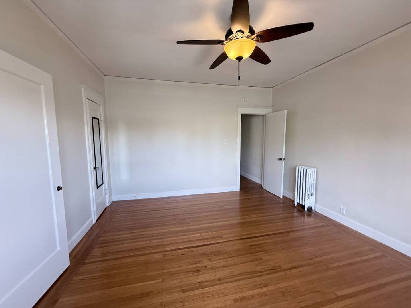 Berkeley Apartment: 2320 Haste St. Apt 9