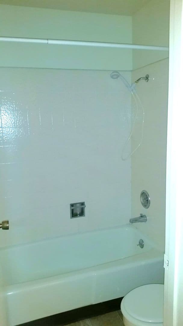 Berkeley Apartment: 2724 Channing Way