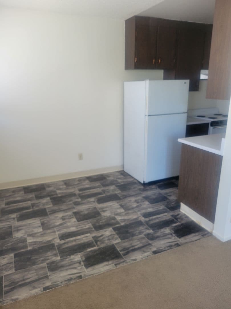 Berkeley Apartment: 2724 Channing Way