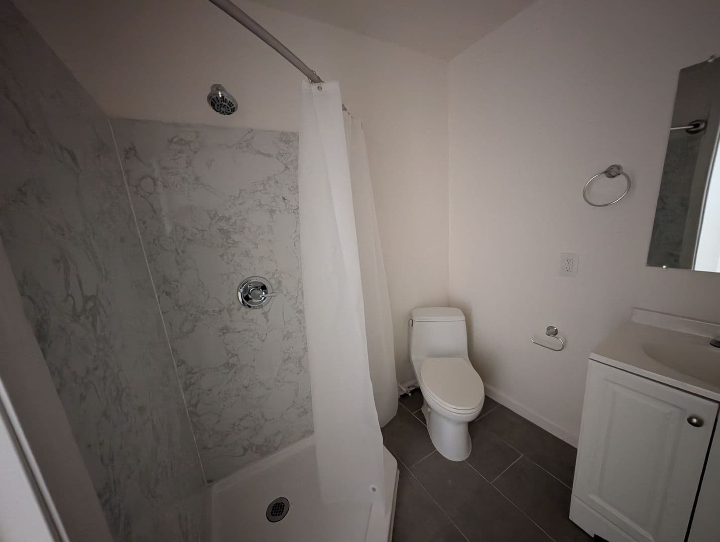 Berkeley Apartment: 1213 San Pablo Ave  #104