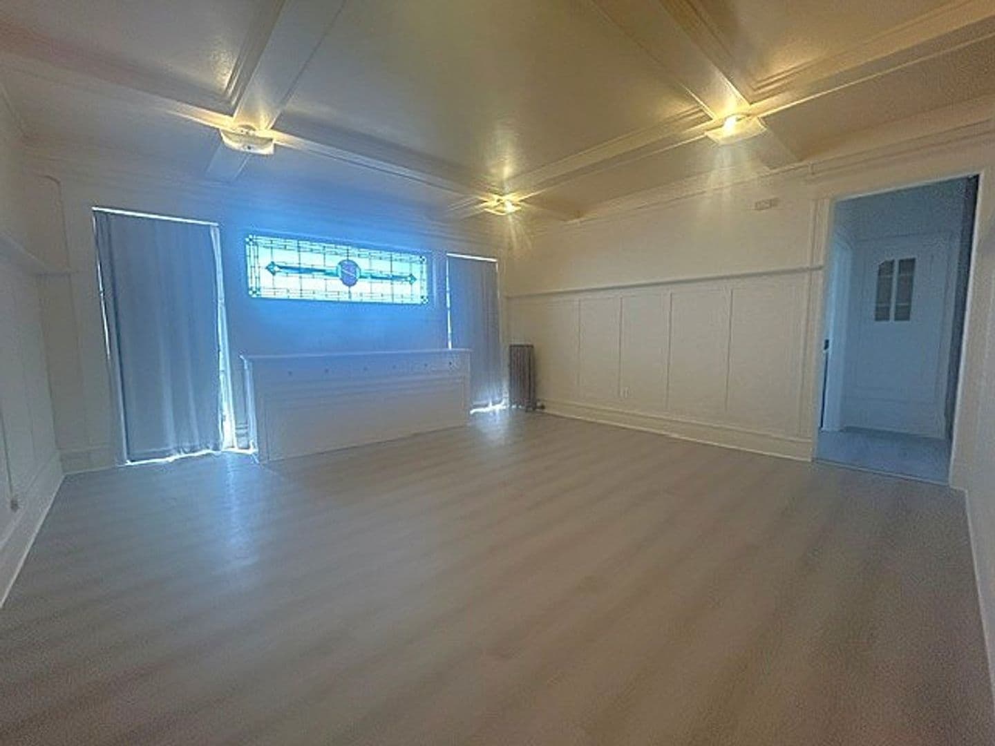 Berkeley Apartment: 2437 Shattuck Ave. #20