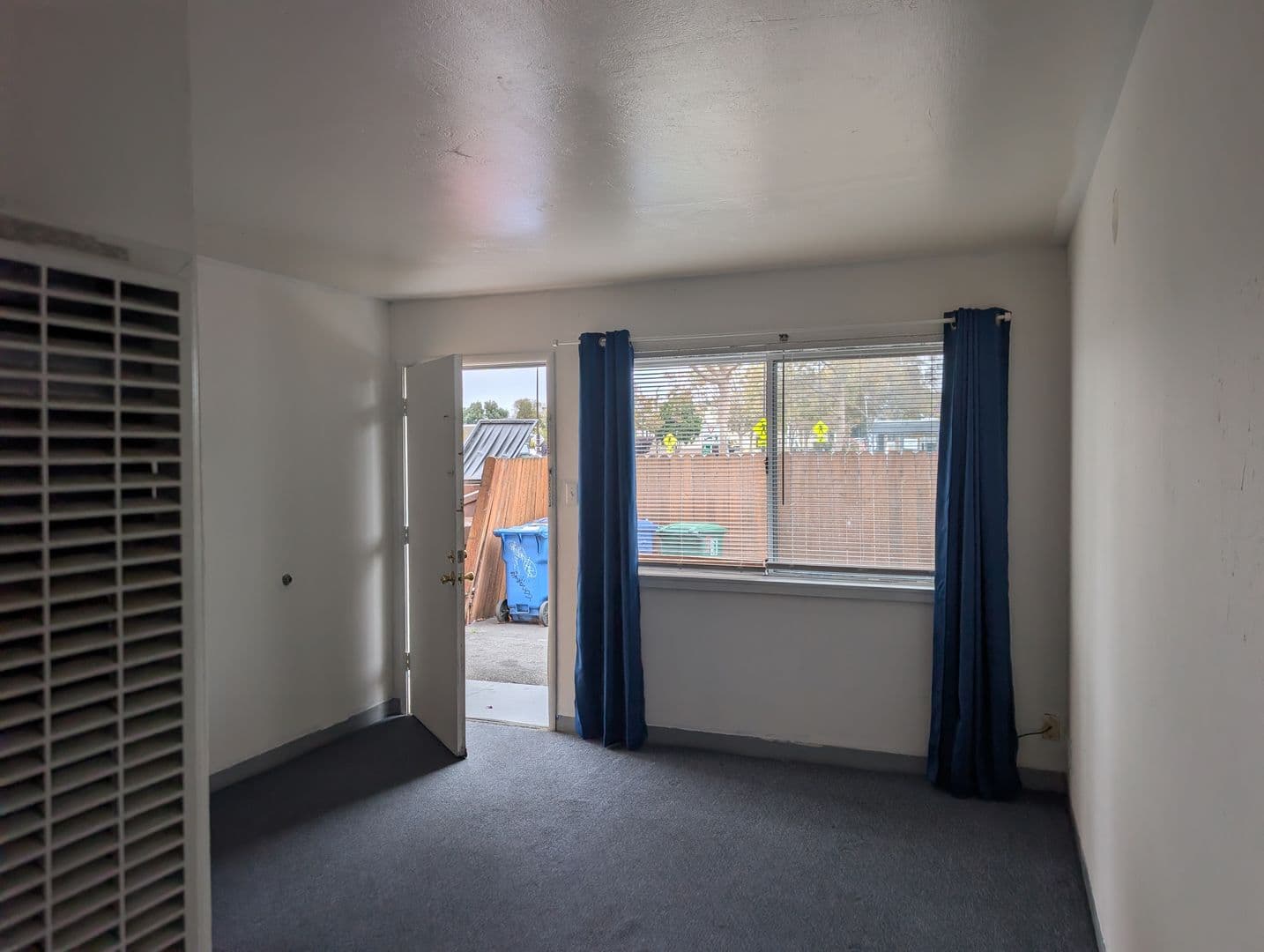Berkeley Apartment: 1213 San Pablo Ave  #102