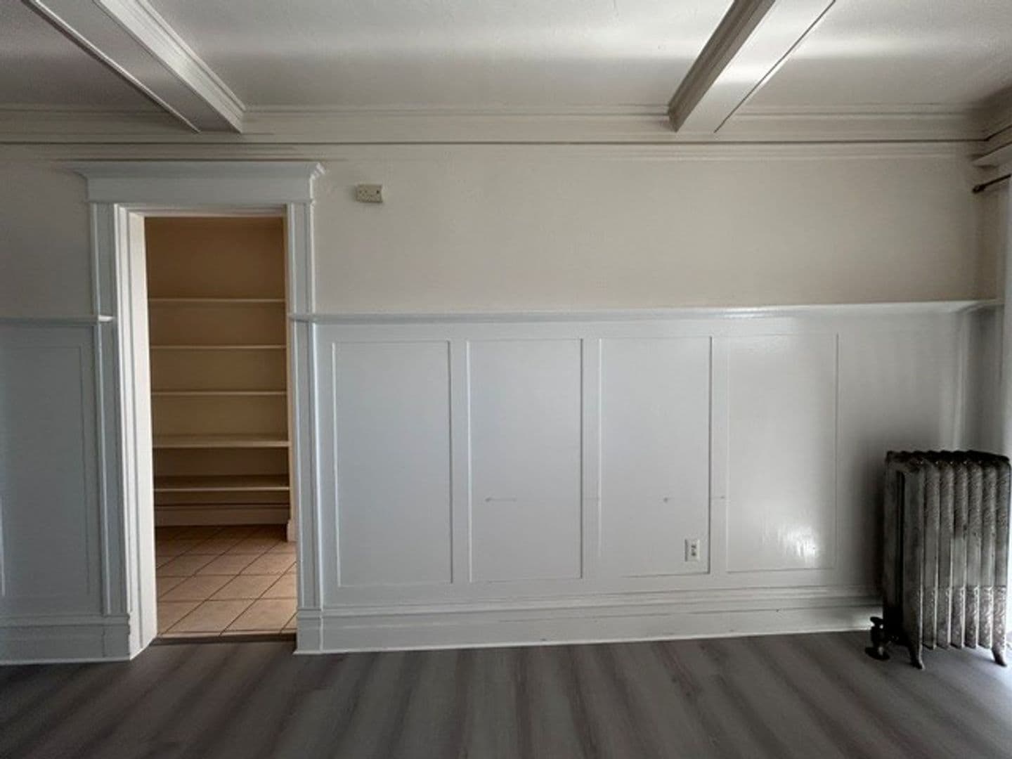 Berkeley Apartment: 2437 Shattuck Ave.  4