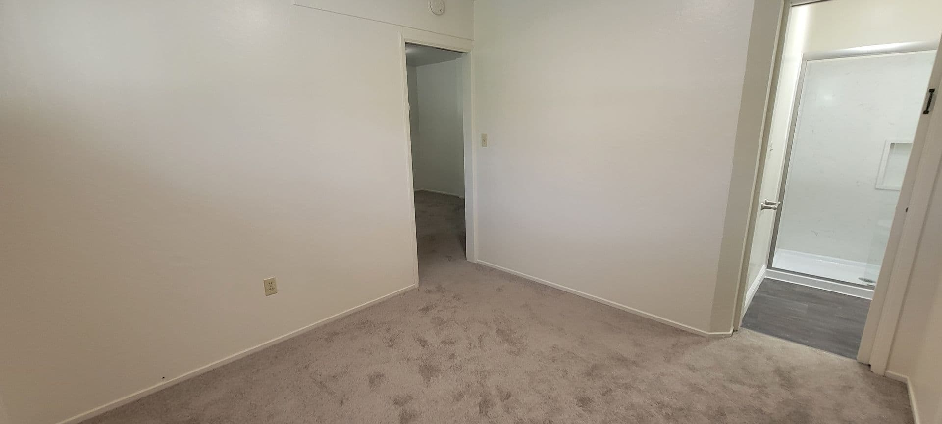 Berkeley Apartment: 1932 Haste St. Apt 9