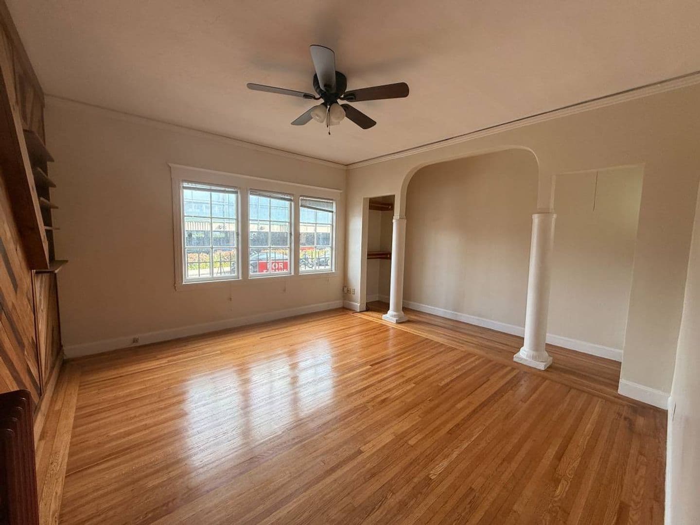 Berkeley Apartment: 2320 Haste St. Apt 1