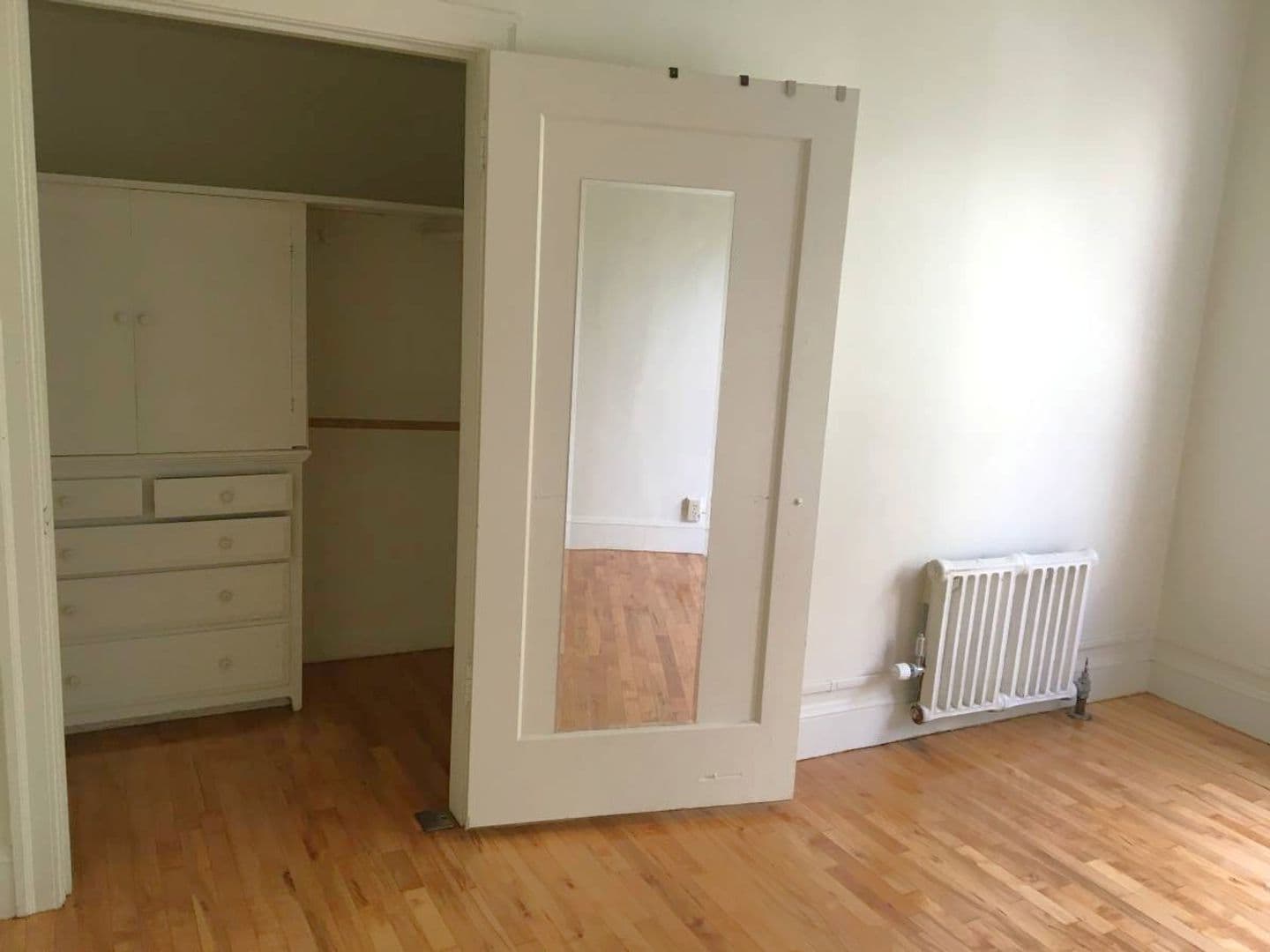 Berkeley Apartment: 2533 Durant Ave. Apt 1