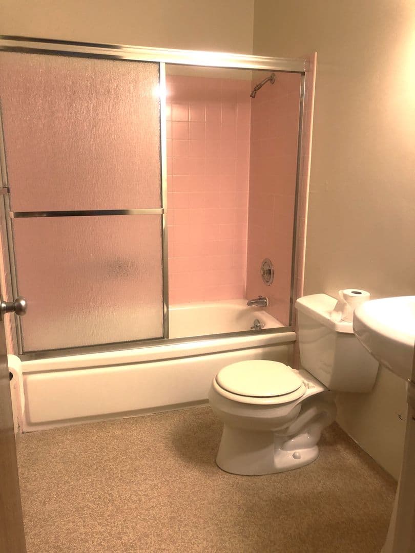 Berkeley Apartment: 1550 Walnut St Apt 01