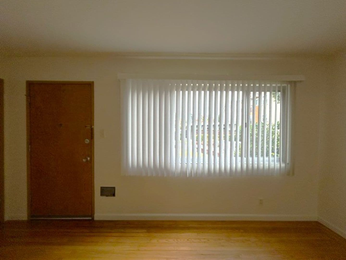 El Cerrito Apartment: 939 Lexington Ave.  #6