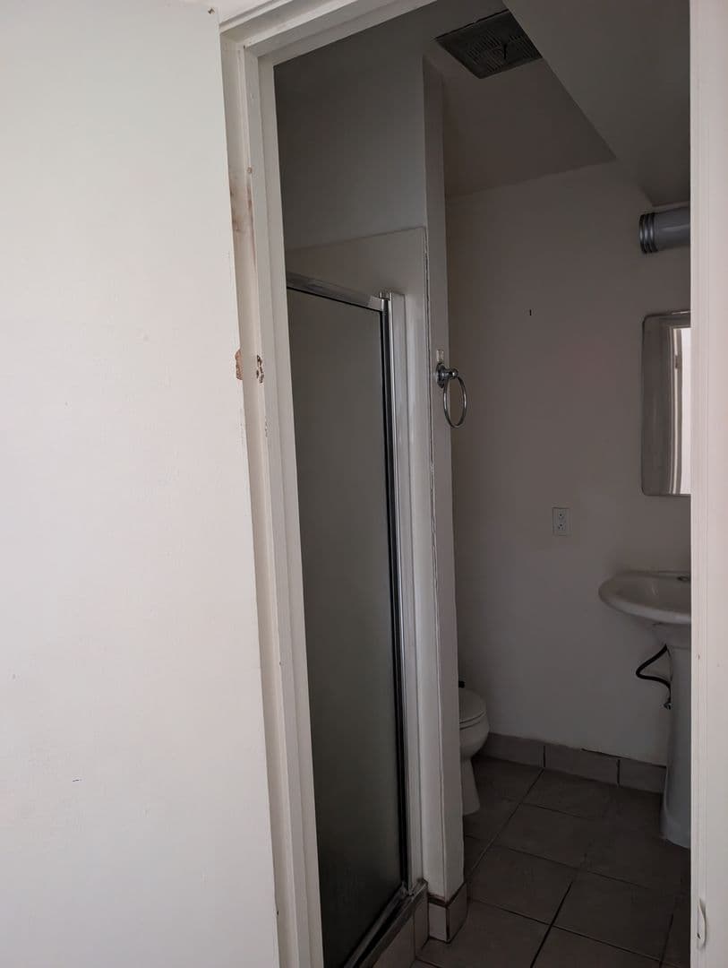 Berkeley Apartment: 1213 San Pablo Ave  #102