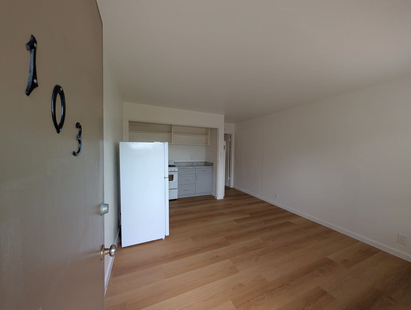 Berkeley Apartment: 1213 San Pablo Ave  #103