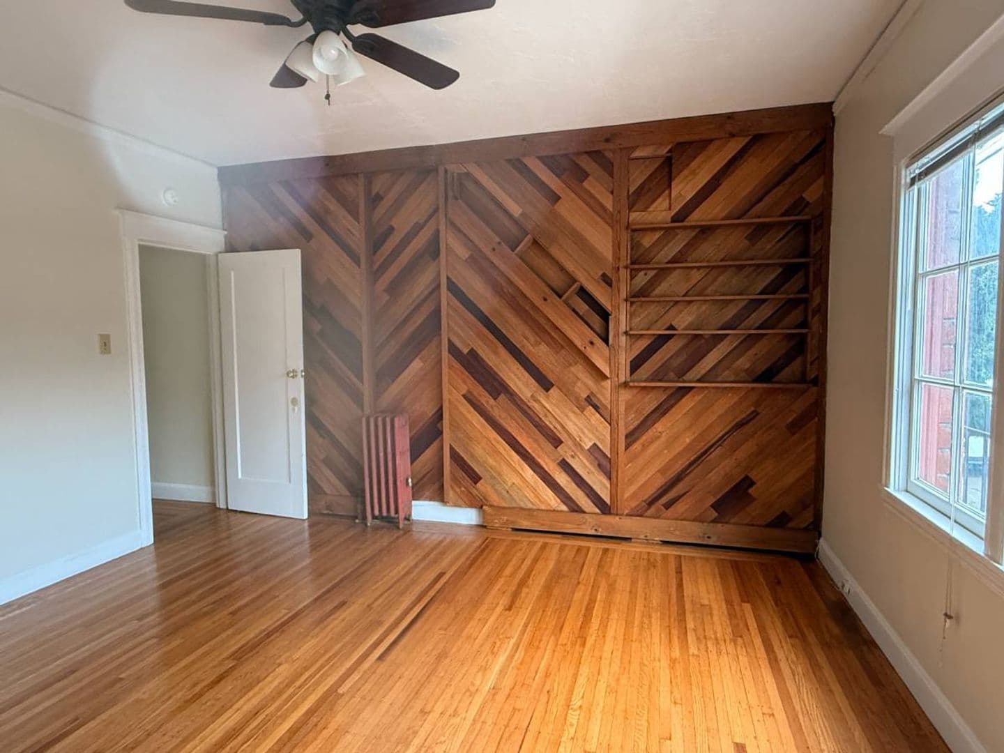 Berkeley Apartment: 2320 Haste St. Apt 1