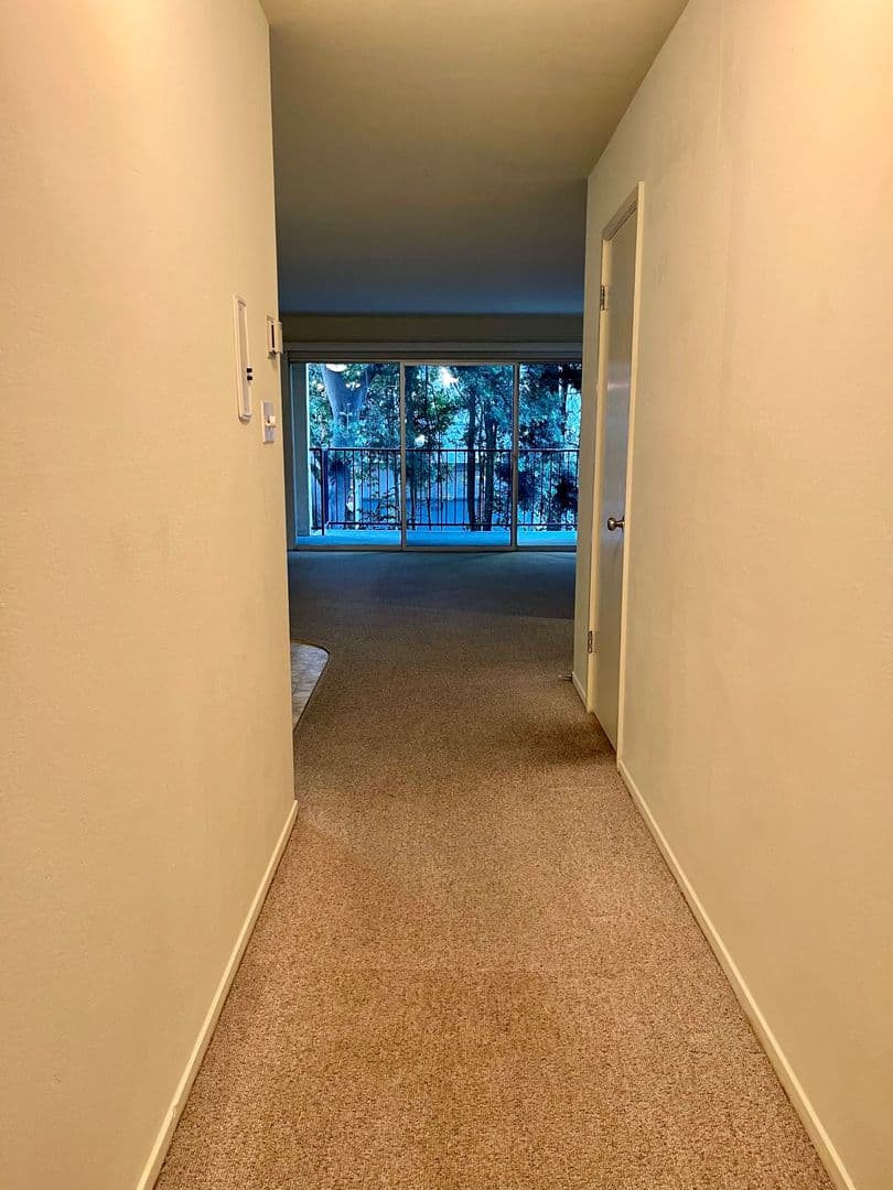 Berkeley Apartment: 1550 Walnut St Apt 03