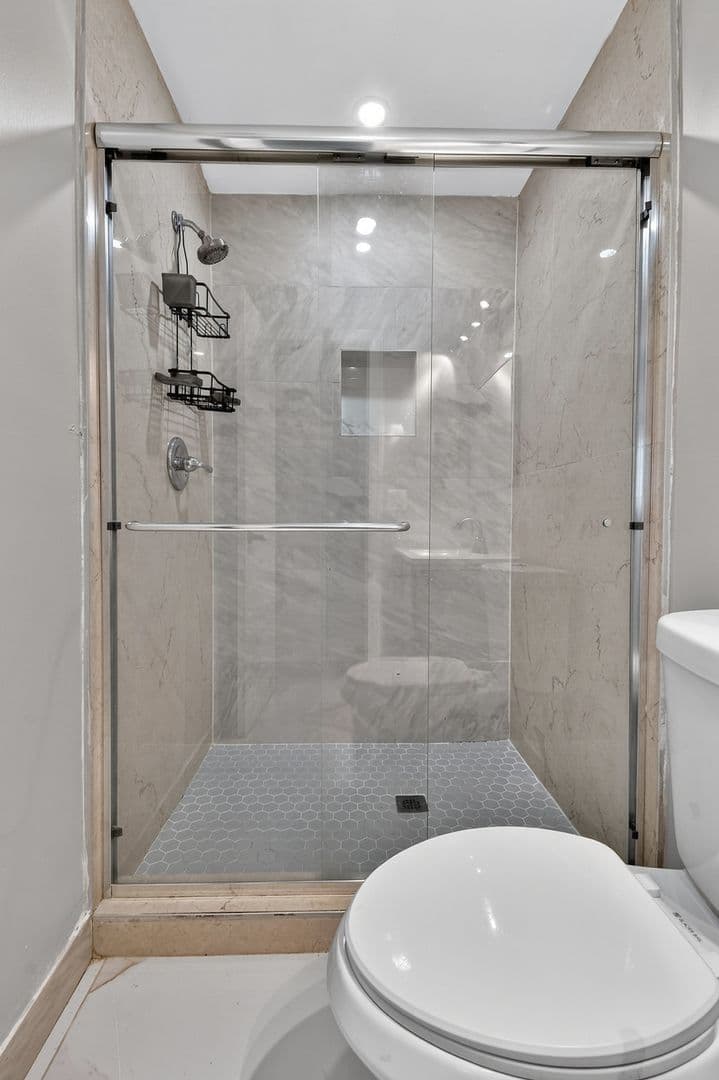 West Palm Beach Apartment: 812 13th St