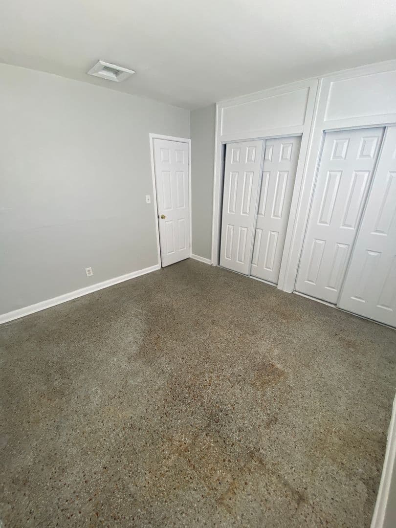 West Palm Beach Apartment: 3712 Henry Ave