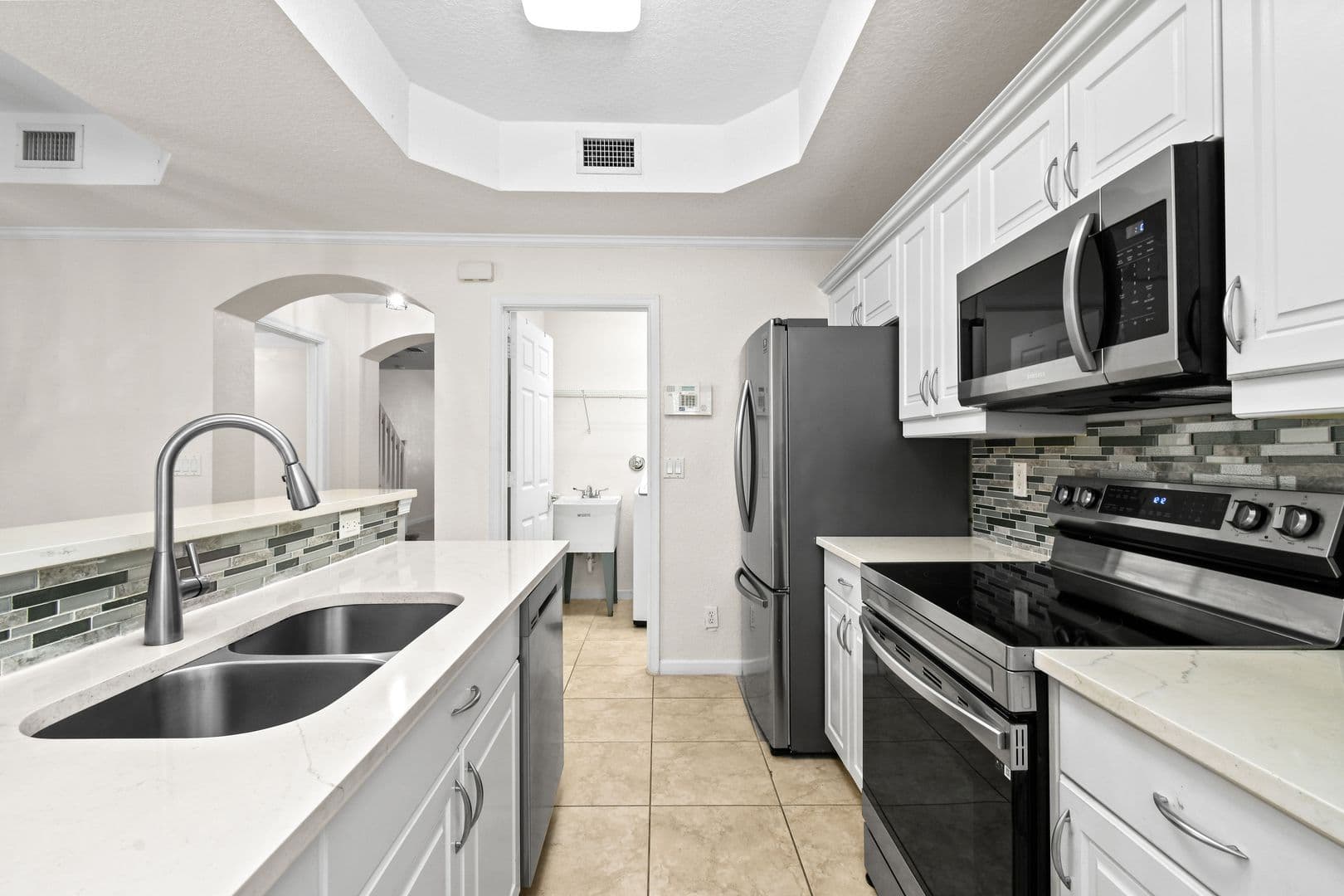 West Palm Beach House: 2912 Hidden Hills