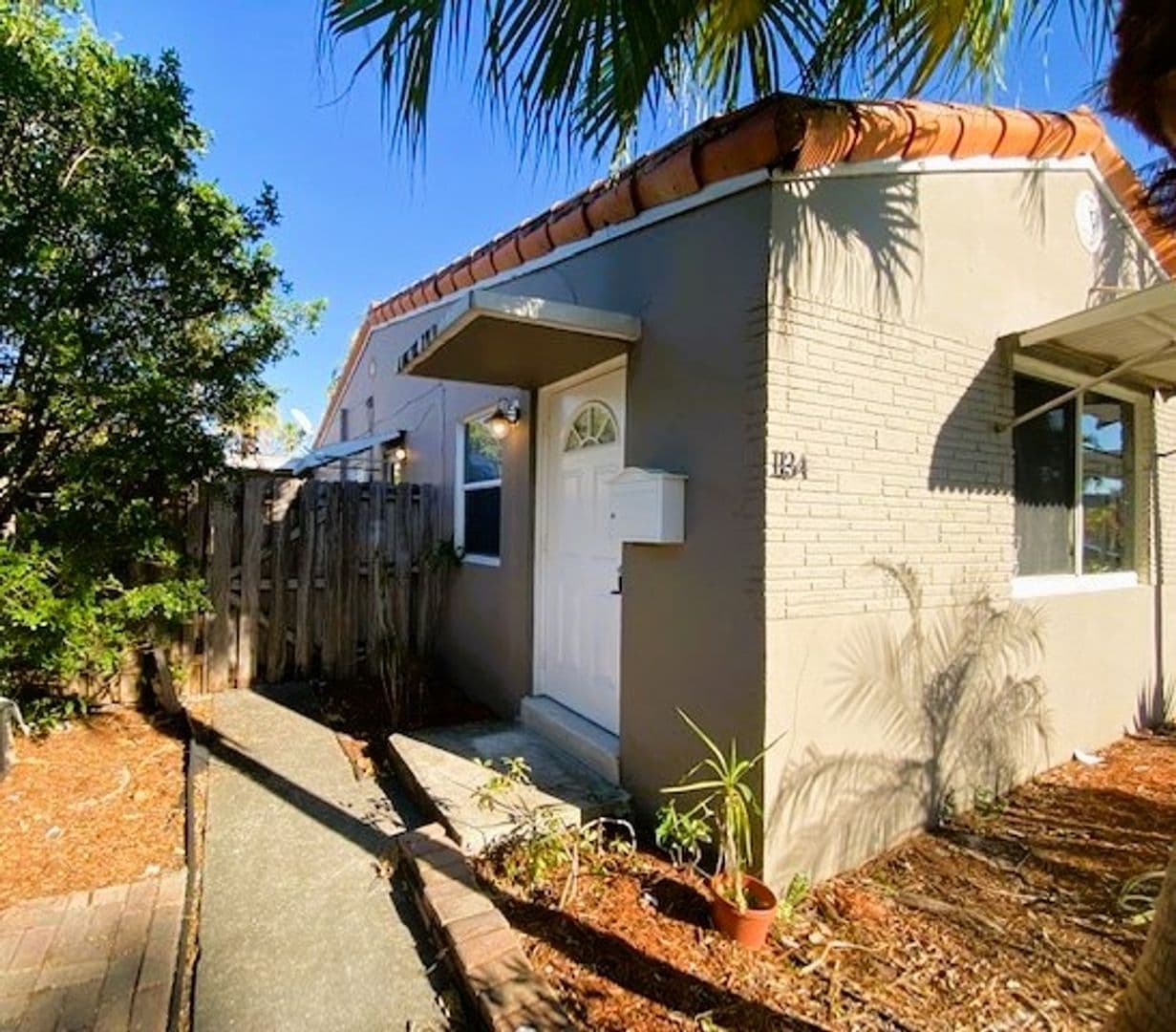 Fort Lauderdale Apartment: 1132 Ne 16 Terrace