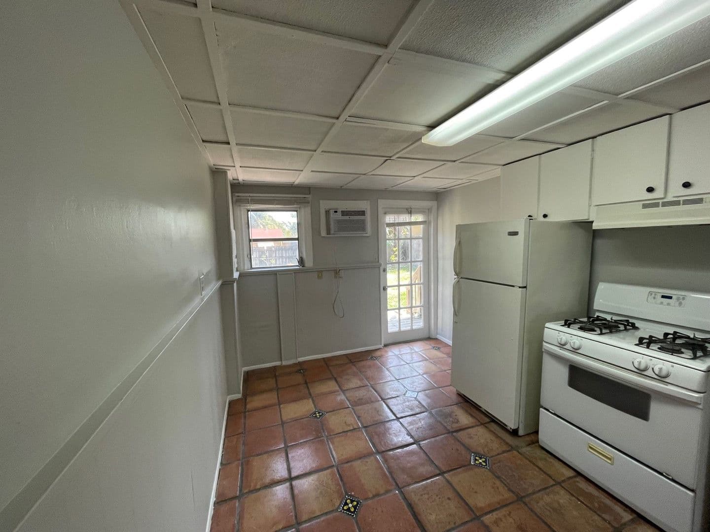 West Palm Beach Apartment: 736 Omar Road