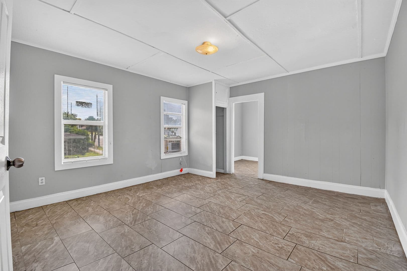 West Palm Beach Apartment: 885 7th St