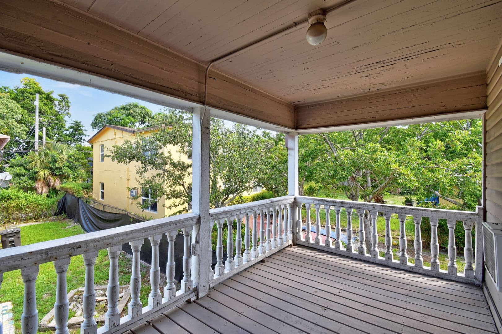 West Palm Beach Apartment: 885 7th St