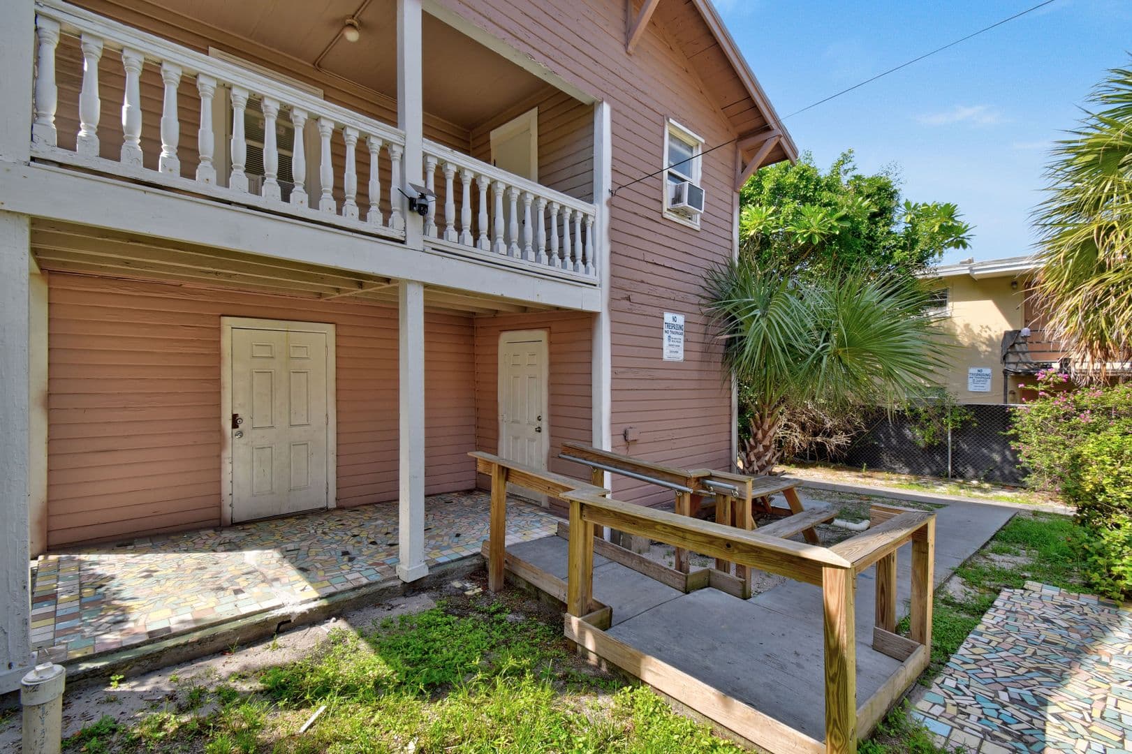 West Palm Beach Apartment: 885 7th St