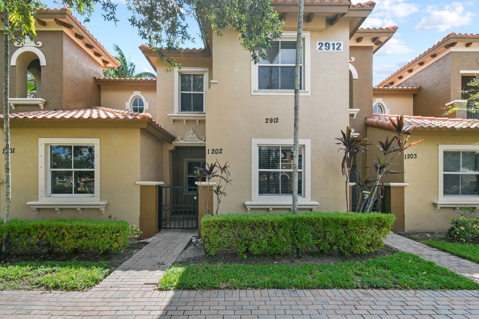 West Palm Beach House: 2912 Hidden Hills