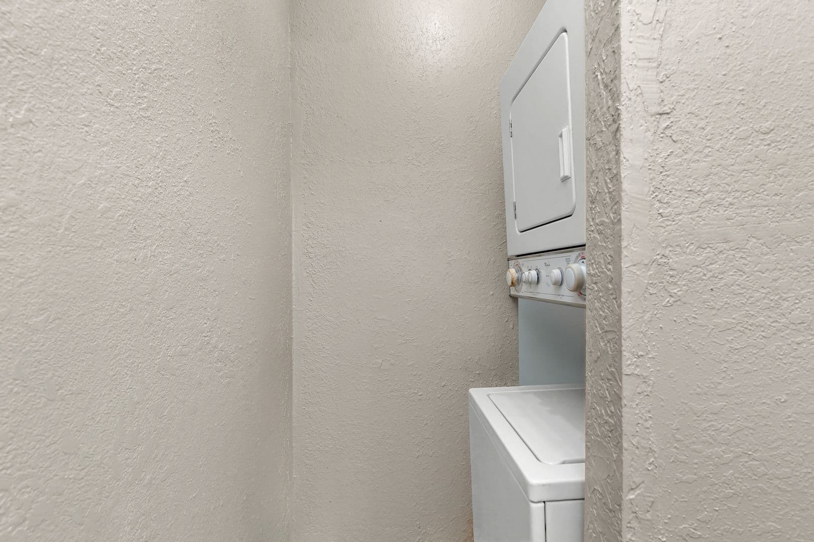 Lauderhill House: 2130 NW 58th Ave #25-C