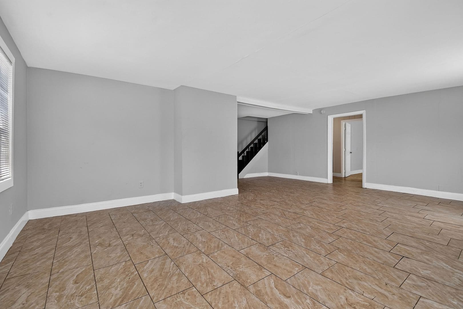 West Palm Beach Apartment: 885 7th St